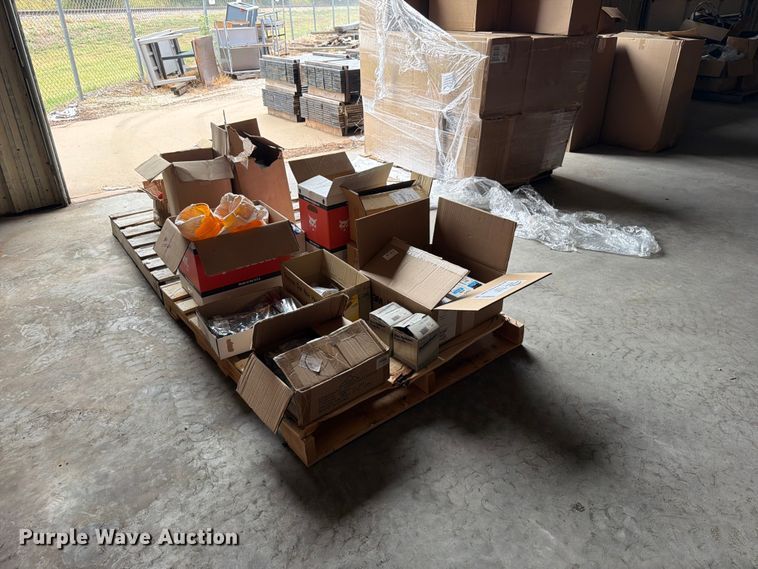 image for item DU8023 Parts and rigging