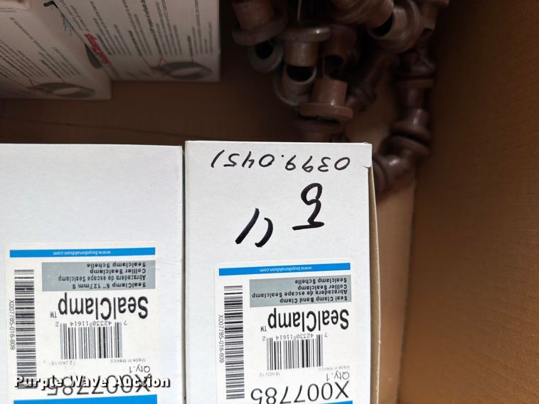 image for item DU8023 Parts and rigging