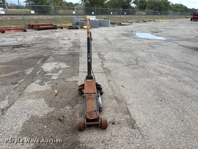 image for item DU8025 Floor jack