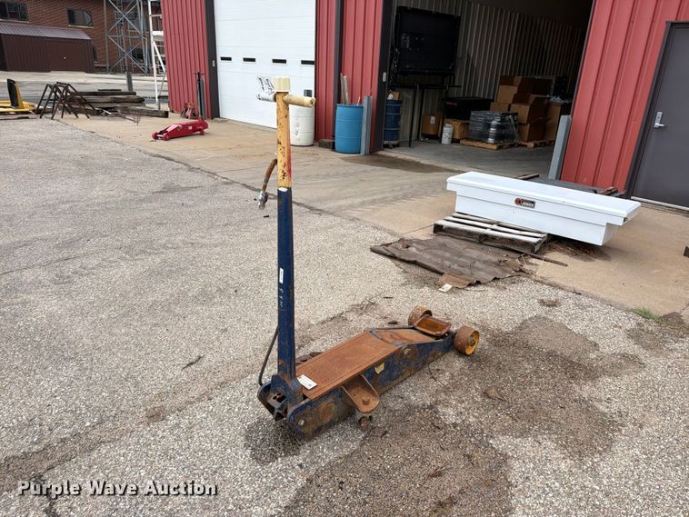 image for item DU8025 Floor jack