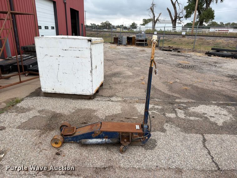 image for item DU8025 Floor jack