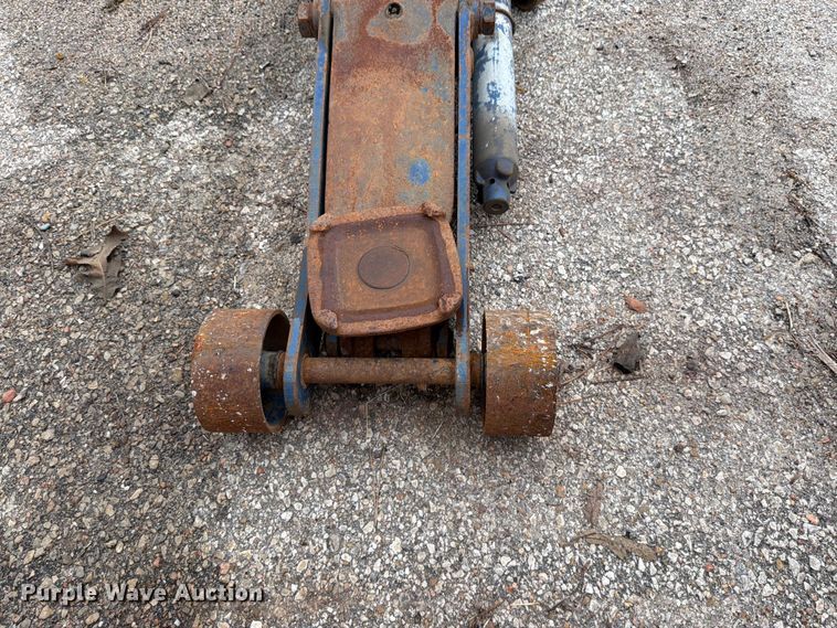 image for item DU8025 Floor jack