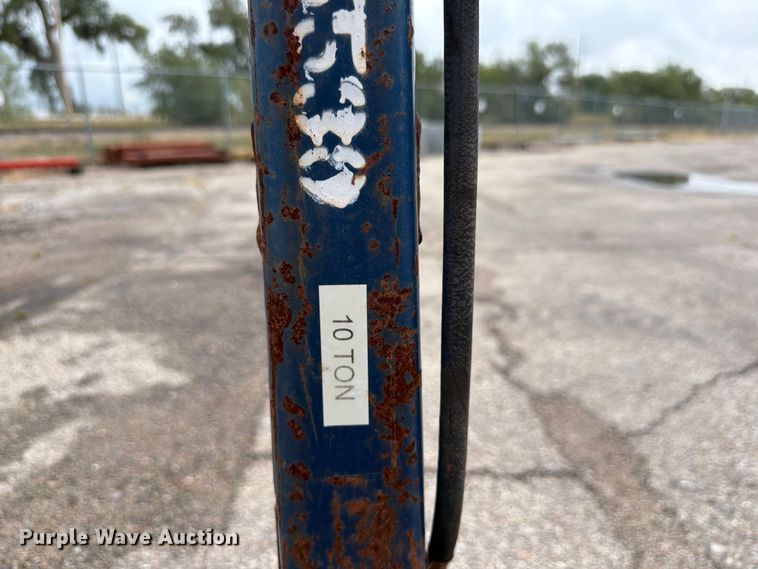 image for item DU8025 Floor jack