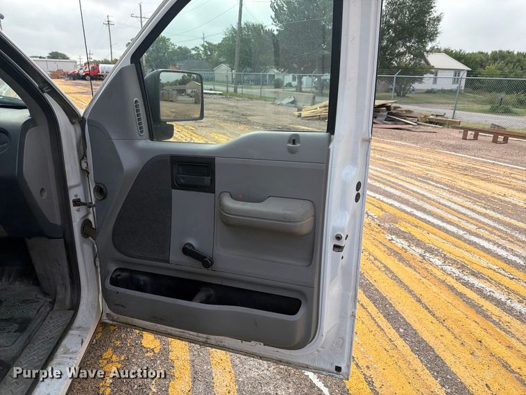 image for item DY3310 2008 Ford F150 pickup truck