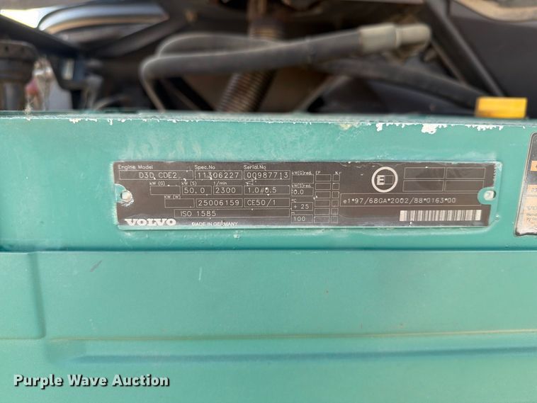 image for item DY3312 2004 Volvo L30B 