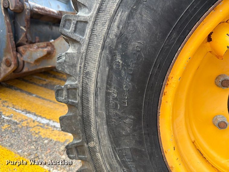 image for item DY3312 2004 Volvo L30B 