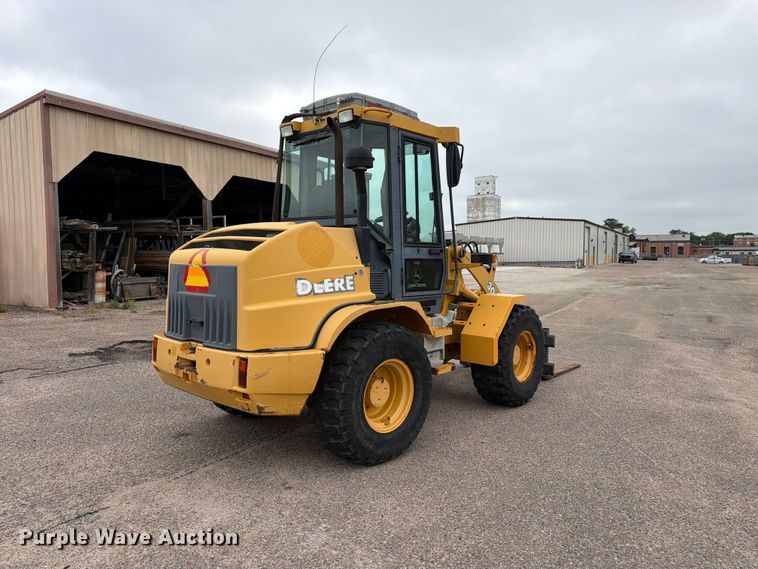 image for item DY3313 2003 John Deere 304H wheel loader