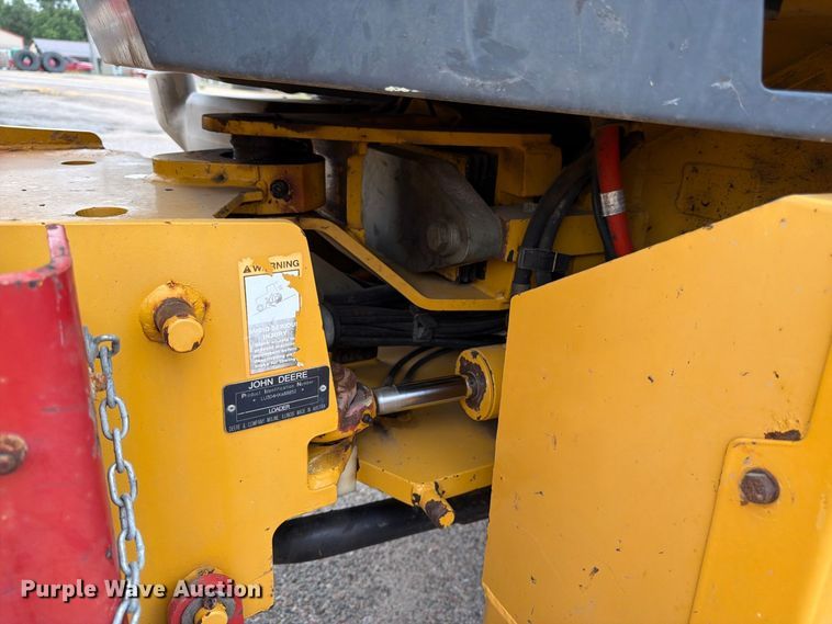 image for item DY3313 2003 John Deere 304H wheel loader