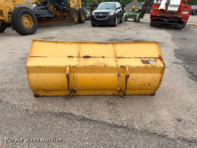 image for item DY3313 2003 John Deere 304H wheel loader