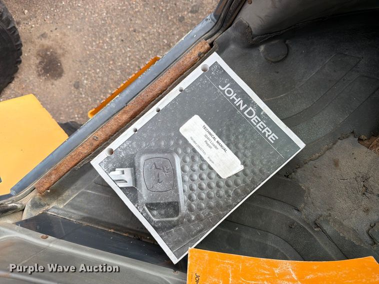 image for item DY3313 2003 John Deere 304H wheel loader