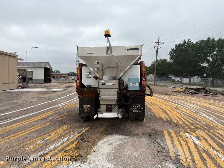 image for item DY3314 2005 International 7400 dump truck