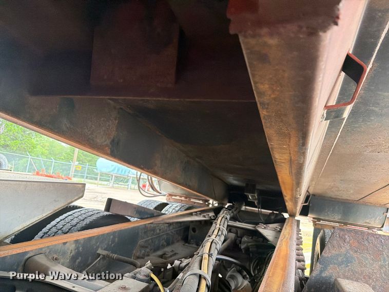 image for item DY3314 2005 International 7400 dump truck