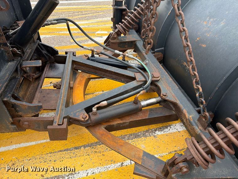 image for item DY3314 2005 International 7400 dump truck