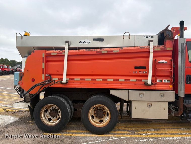 image for item DY3314 2005 International 7400 dump truck