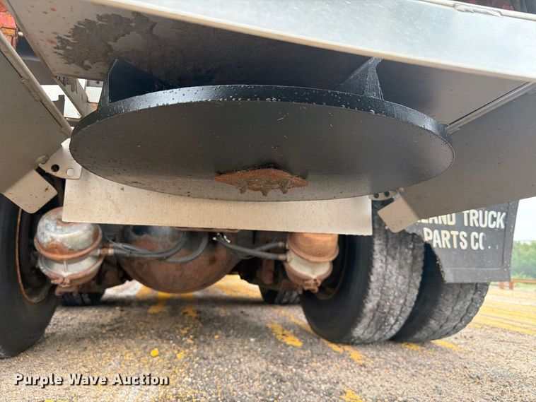 image for item DY3314 2005 International 7400 dump truck