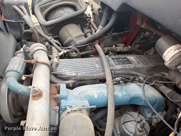 image for item DY3314 2005 International 7400 dump truck
