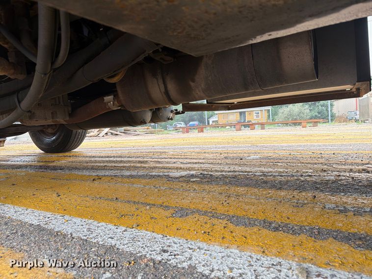 image for item DY3314 2005 International 7400 dump truck