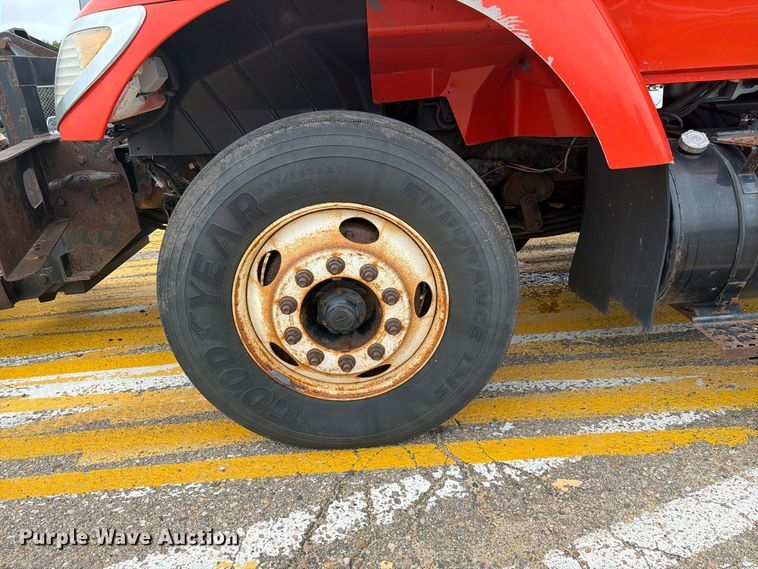 image for item DY3314 2005 International 7400 dump truck
