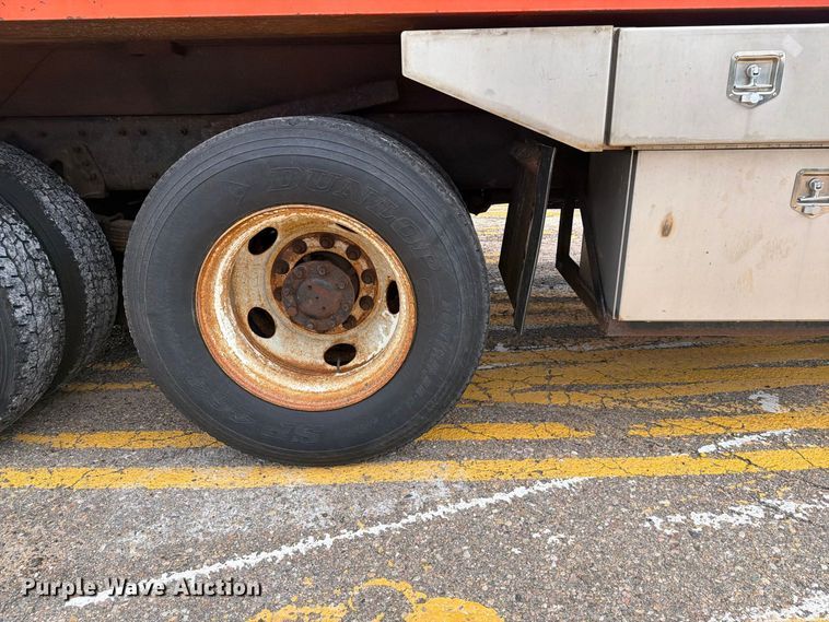 image for item DY3314 2005 International 7400 dump truck
