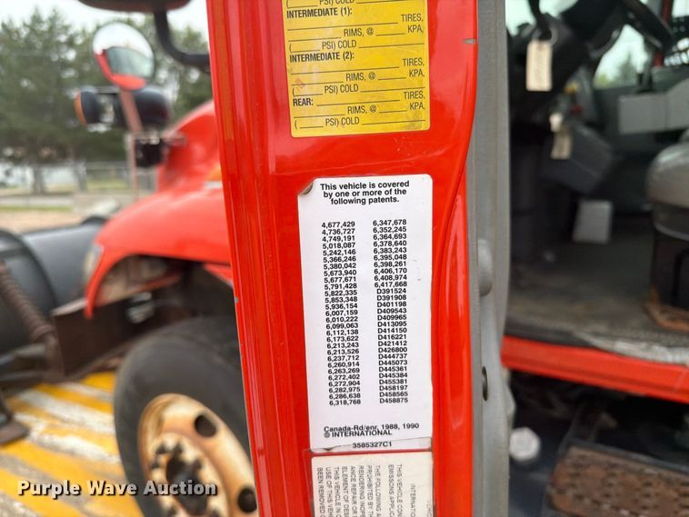 image for item DY3314 2005 International 7400 dump truck