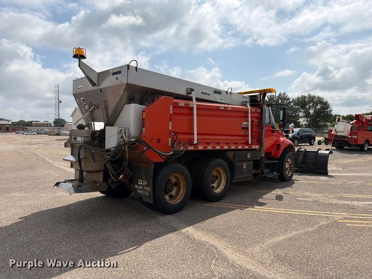 image for item DY3315 2007 International 7400 dump truck