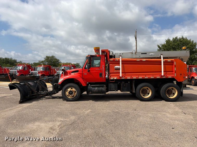 image for item DY3315 2007 International 7400 dump truck