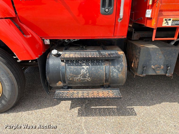 image for item DY3315 2007 International 7400 dump truck