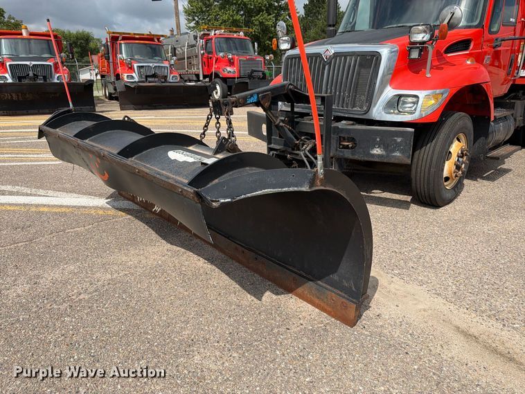 image for item DY3315 2007 International 7400 dump truck