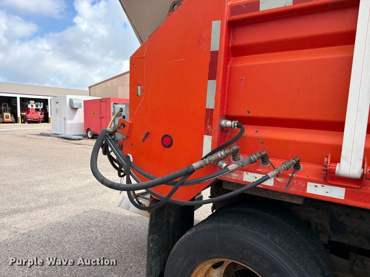 image for item DY3315 2007 International 7400 dump truck