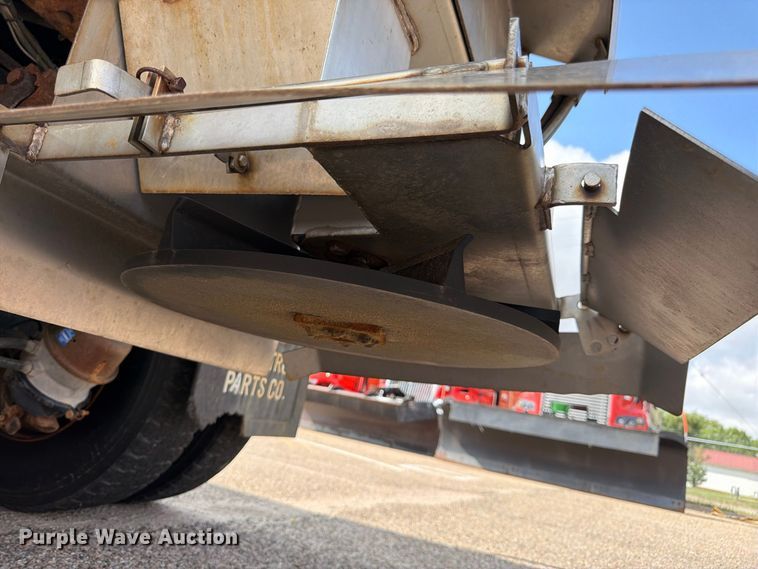 image for item DY3315 2007 International 7400 dump truck