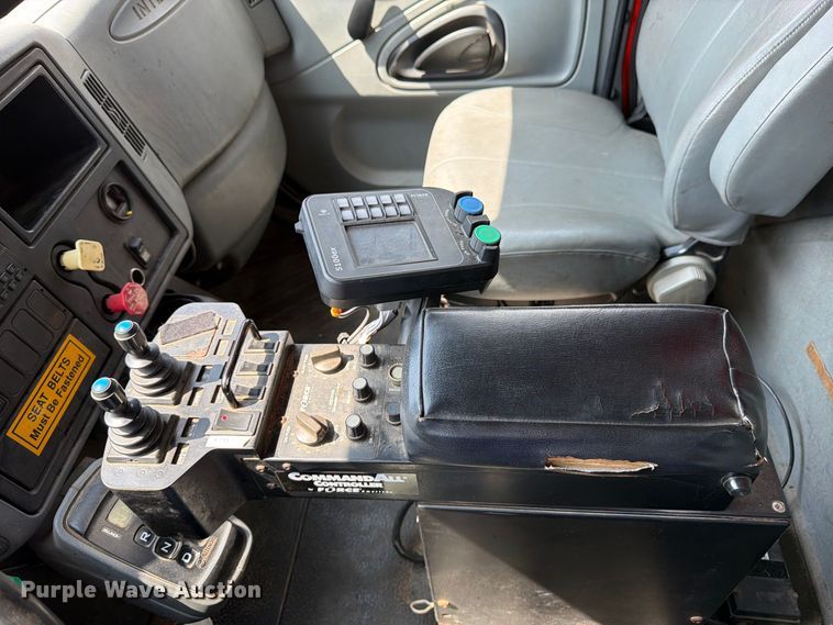 image for item DY3315 2007 International 7400 dump truck