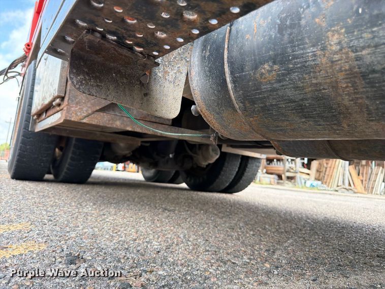 image for item DY3315 2007 International 7400 dump truck