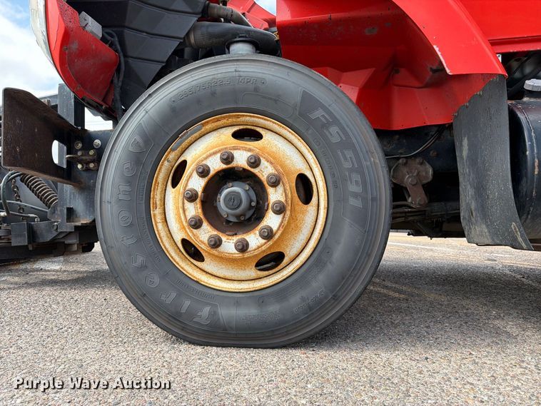 image for item DY3315 2007 International 7400 dump truck