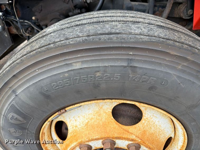 image for item DY3315 2007 International 7400 dump truck