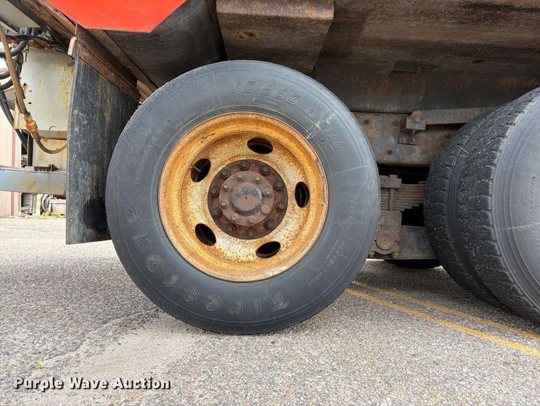 image for item DY3315 2007 International 7400 dump truck