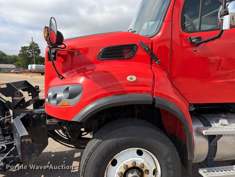 image for item DY3316 2011 Freightliner M2 dump truck