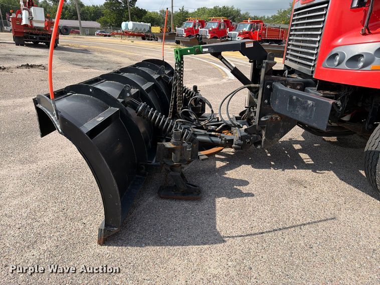 image for item DY3316 2011 Freightliner M2 dump truck