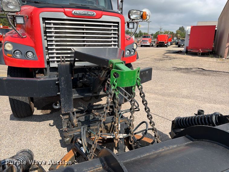 image for item DY3316 2011 Freightliner M2 dump truck