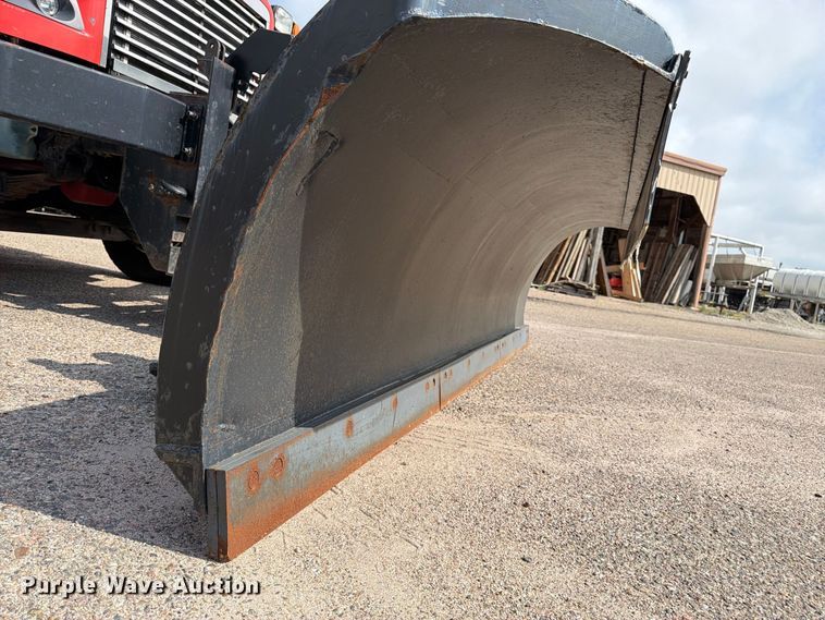 image for item DY3316 2011 Freightliner M2 dump truck