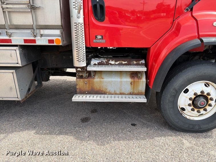image for item DY3316 2011 Freightliner M2 dump truck