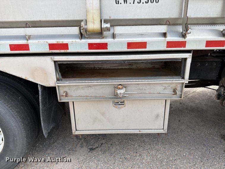 image for item DY3316 2011 Freightliner M2 dump truck