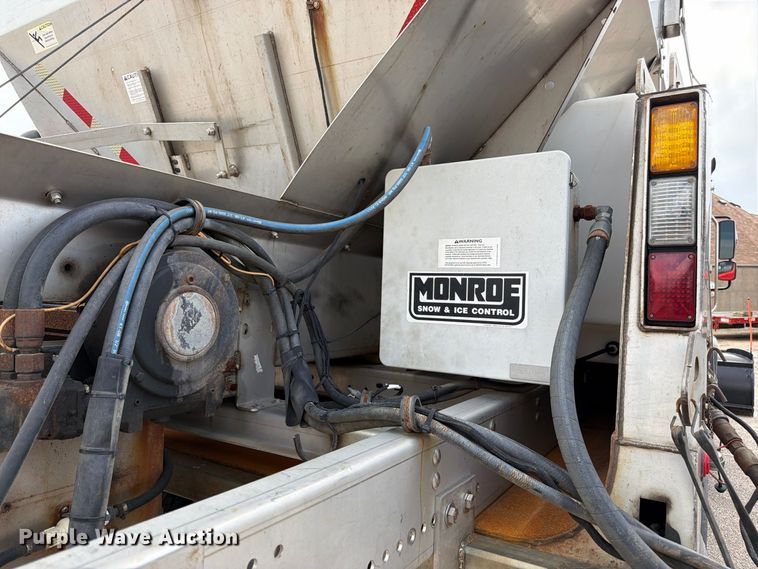 image for item DY3316 2011 Freightliner M2 dump truck