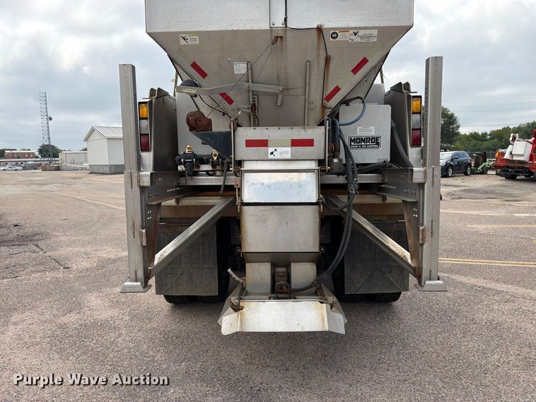 image for item DY3316 2011 Freightliner M2 dump truck