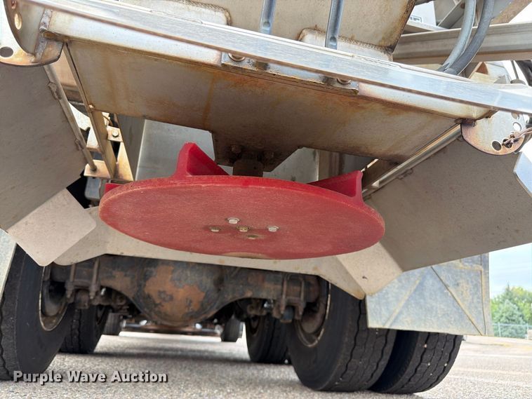 image for item DY3316 2011 Freightliner M2 dump truck