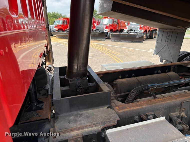 image for item DY3316 2011 Freightliner M2 dump truck