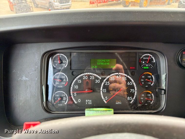 image for item DY3316 2011 Freightliner M2 dump truck