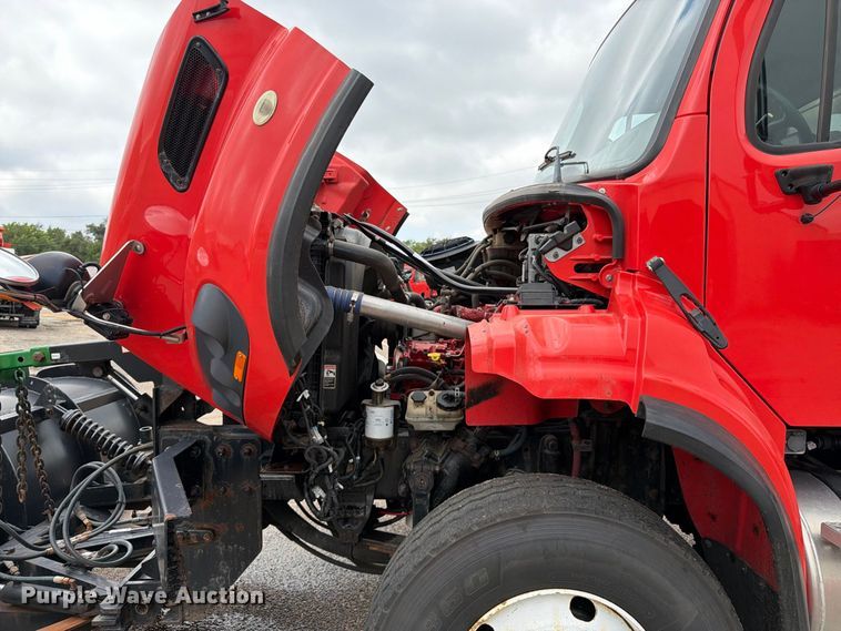 image for item DY3316 2011 Freightliner M2 dump truck