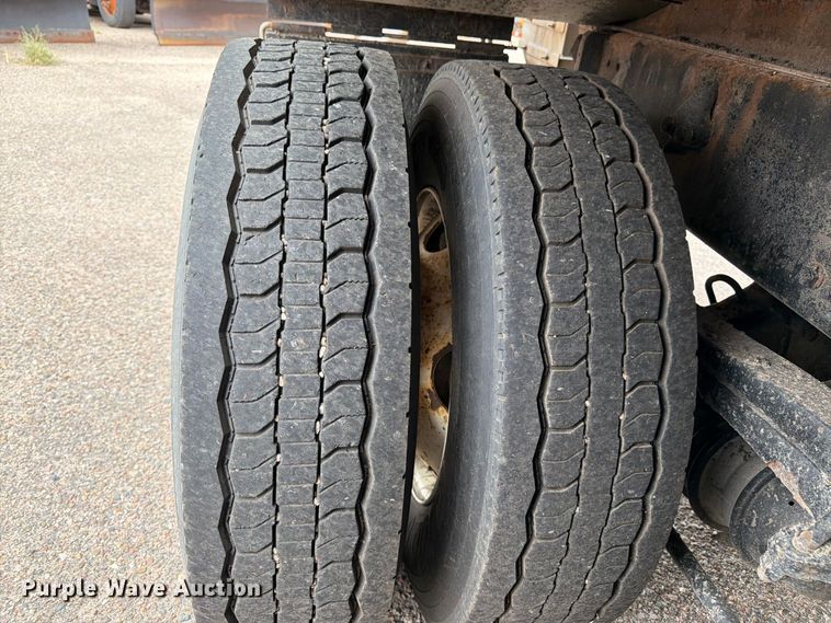image for item DY3316 2011 Freightliner M2 dump truck