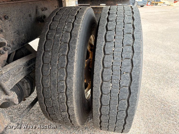 image for item DY3316 2011 Freightliner M2 dump truck