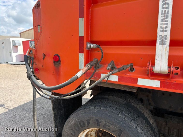 image for item DY3317 2007 International SF525 dump truck
